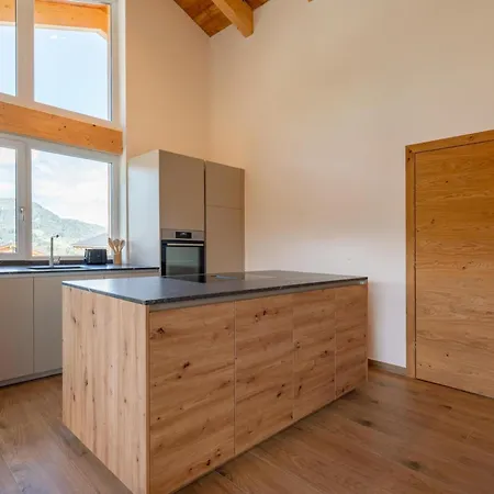 Grebenzen 51a 度假居 *